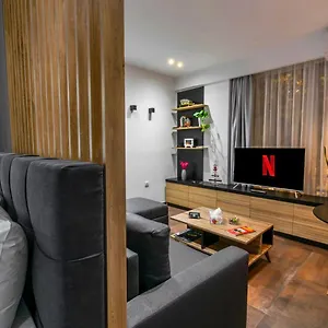 tsimiski-contemporary-studio-1.hotels-of-thessaloniki.com/